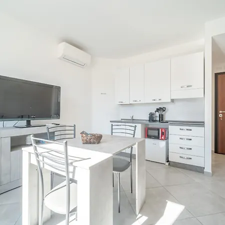 Centro Citta - 200m Stazione Ferroviaria *